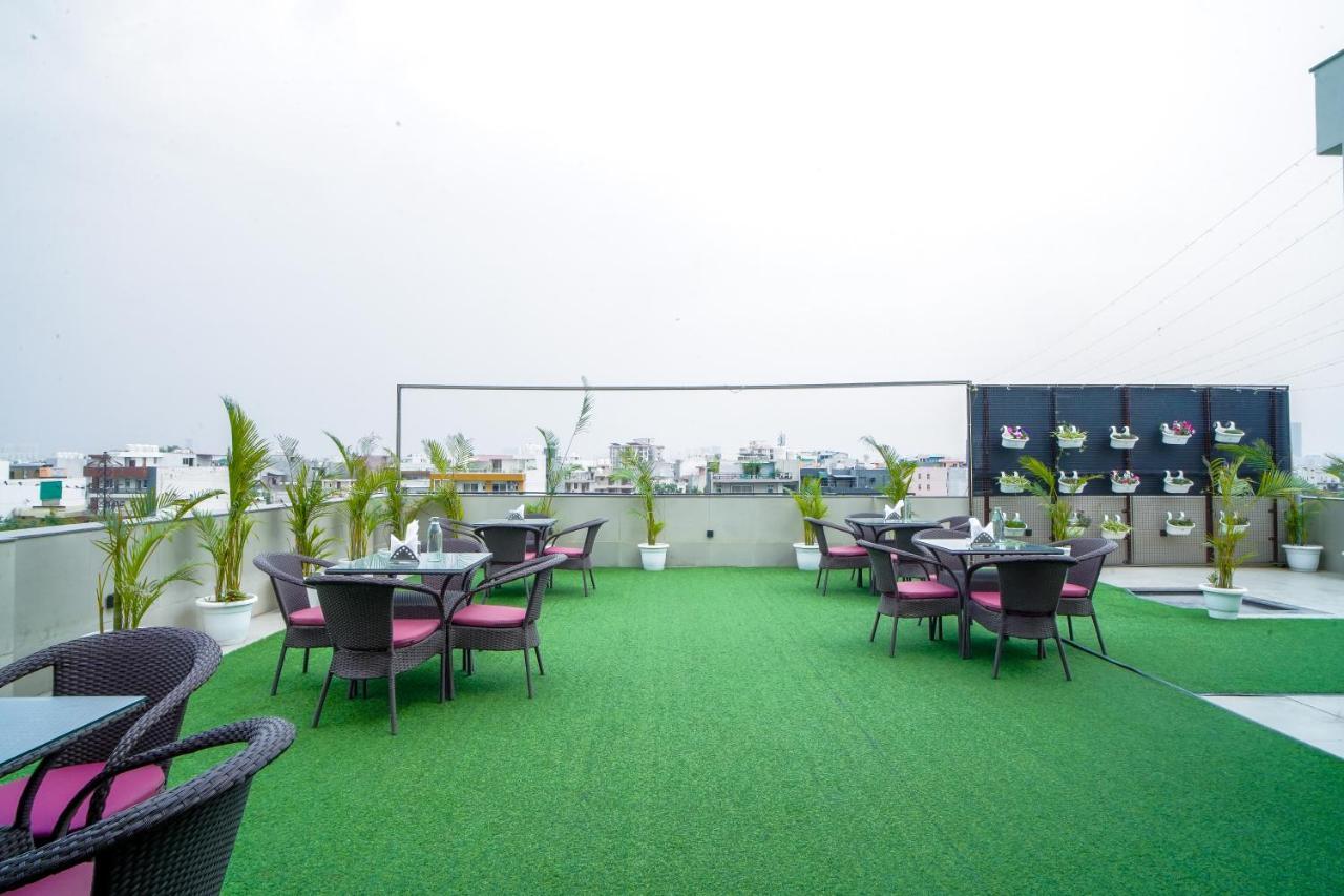 Saltstayz Select - Unitech Cyber Park Gurgaon Exterior foto
